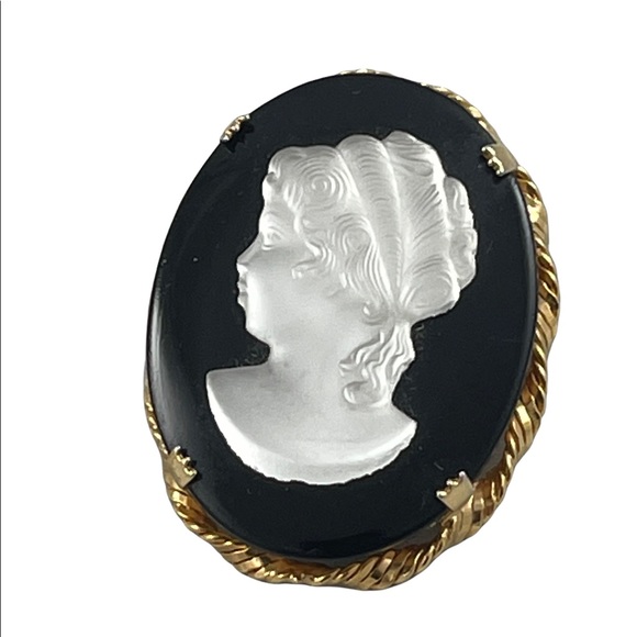 Vintage CZECH glass cameo brooch beautiful’ black silhouette - Picture 9 of 10